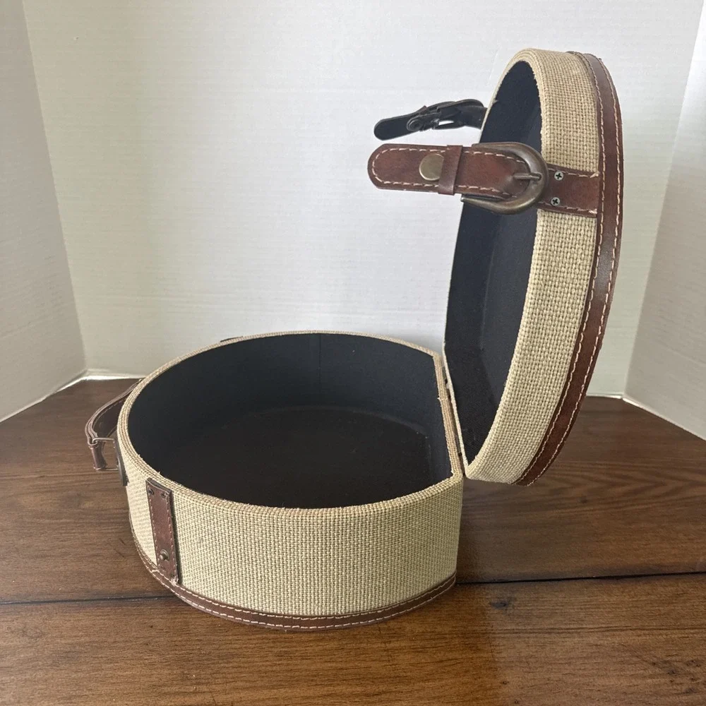 Burlap Traveling Case Woven Fabric Faux Leather Handles Brass Look Snap Straps